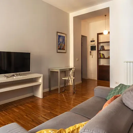 Chic At Magnagrecia Apartment
