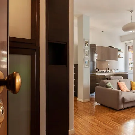 Chic At Magnagrecia Apartment