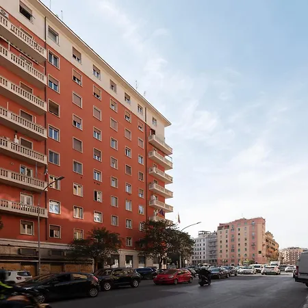 Appartamento Guesthost - Chic At Magnagrecia *